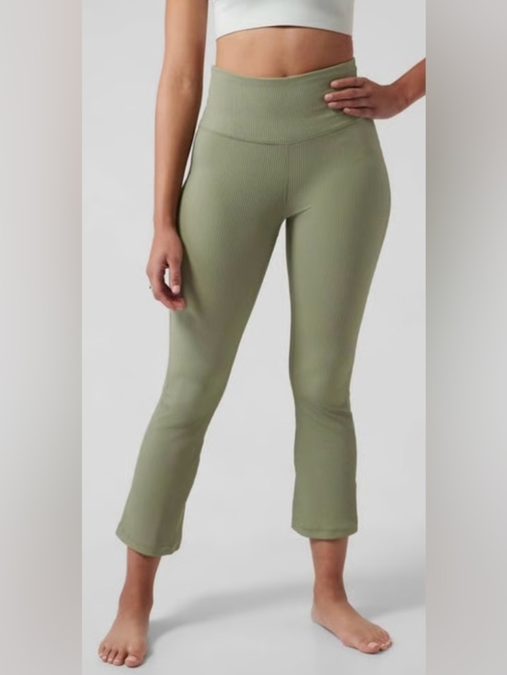 EUC Athleta Elation Rib Crop Flare Comfy High Rise Yoga Gym Pants Light Green 2X